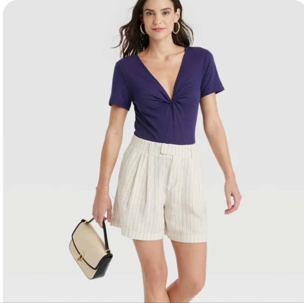 NWT A New Day Knotted V-neck Shortsleeve Tee